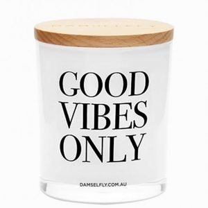 Damselfly Candles Good Vibes Only Tuoksukynttilä White