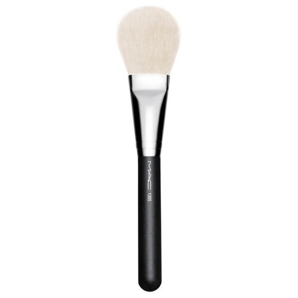 Mac 135s Large Flat Powder Brush