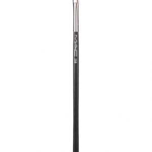 Mac 208 Angled Brow Brush Sivellin
