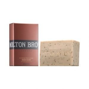 Molton Black Pepper Body Scrub Bar Palasaippua 250 g