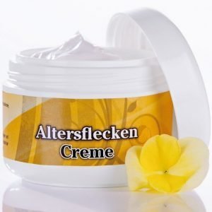 Triple A Cosmetics Pigmenttiläiskävoide Valkoinen