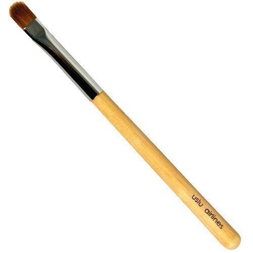 Uslu Airlines RIX Riga Makeup Brush