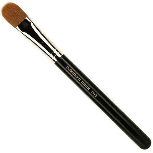 bdellium Tools Maestro 946 Firm Foundation Brush