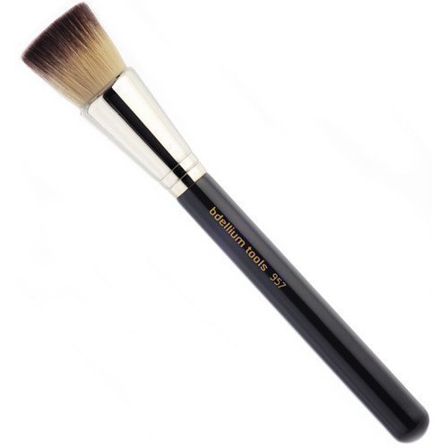 bdellium Tools Maestro 957 Precision Kabuki Brush